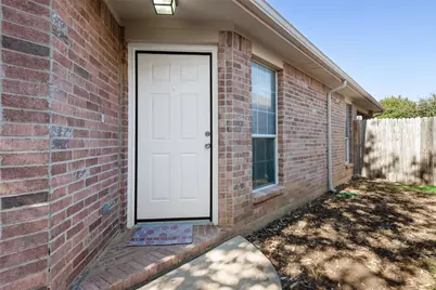 1249 Kielder Circle, Fort Worth, TX 76134 - Photo 5