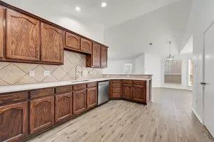 1249 Kielder Cir, Fort Worth, TX 76134 - Photo 9