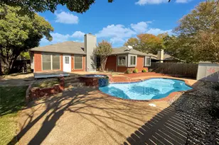 6544 Meadowlark Ln E, Watauga, TX 76148 - Photo 17