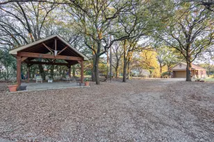 13036 Forest Glen Ln, Balch Springs, TX 75180 - Photo 23