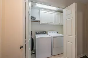 2305 Bridgeton Ln, Bedford, TX 76021 - Photo 19