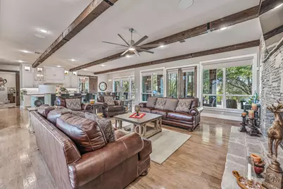 19069 Lakeview Court, Whitney, TX 76692 - Photo 3