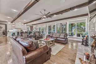 19069 Lakeview Ct, Whitney, TX 76692 - Photo 9