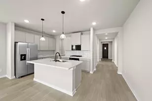 2401 Rams Horn Dr, Waxahachie, TX 75167 - Photo 3