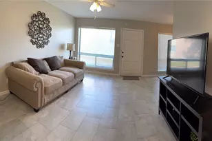 3618 Holly Tree Trail, Garland, TX 75044 - Photo 5