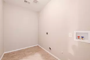 629 Green Mound Dr, Glenn Heights, TX 75154 - Photo 13