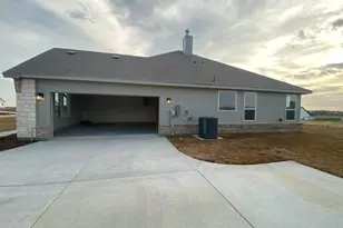 124 Hillview Trl, Decatur, TX 76234 - Photo 3