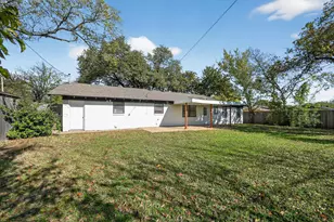 2120 Nottingham Blvd, Fort Worth, TX 76112 - Photo 33