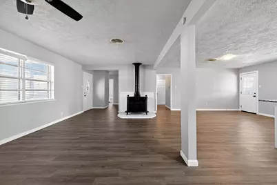 2120 Nottingham Boulevard, Fort Worth, TX 76112 - Photo 9