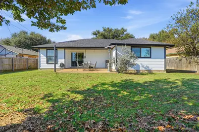 1423 Berry Drive, Cleburne, TX 76033 - Photo 17