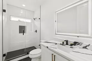 823 S Winnetka Ave, Dallas, TX 75208 - Photo 19