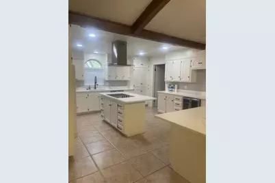315 S Baker Street, Granbury, TX 76048 - Photo 5