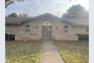 315 S Baker Street, Granbury, TX 76048 - Photo 25