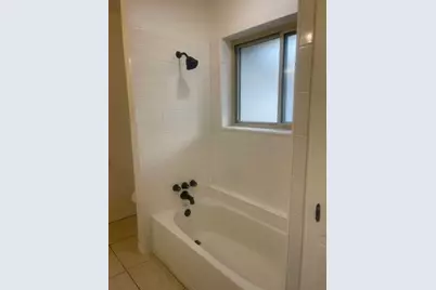 315 S Baker Street, Granbury, TX 76048 - Photo 17