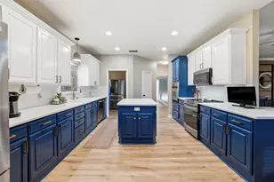 1305 E Highland Rd, Waxahachie, TX 75167 - Photo 7