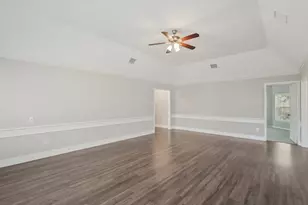 700 Pistachio Cir, Irving, TX 75063 - Photo 25