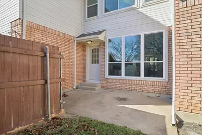 700 Pistachio Circle, Irving, TX 75063 - Photo 37