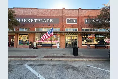 213 W Ennis Avenue #500, Ennis, TX 75119 - Photo 1