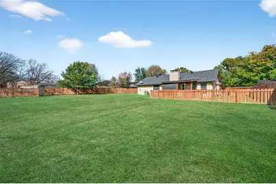 419 W Center Street, Whitewright, TX 75491 - Photo 31