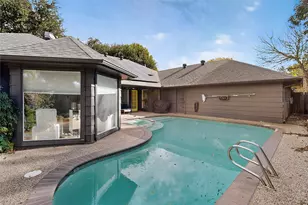 3900 N Shadycreek Dr, Arlington, TX 76013 - Photo 21