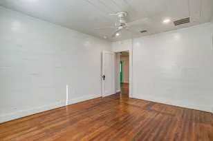 619 W Live Oak St, Jacksboro, TX 76458 - Photo 21