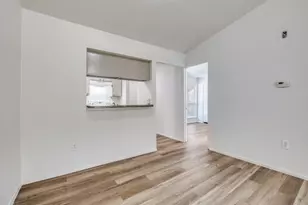 6050 Melody Ln, Dallas, TX 75231 - Photo 13