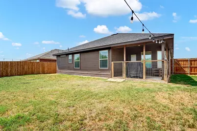 9001 Mossy Creek Lane, Fort Worth, TX 76123 - Photo 21