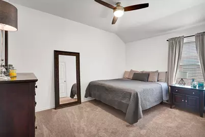 9001 Mossy Creek Lane, Fort Worth, TX 76123 - Photo 17