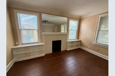 2946 Lipscomb Street, Fort Worth, TX 76110 - Photo 13