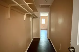 2946 Lipscomb St, Fort Worth, TX 76110 - Photo 33