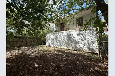 2946 Lipscomb Street, Fort Worth, TX 76110 - Photo 11