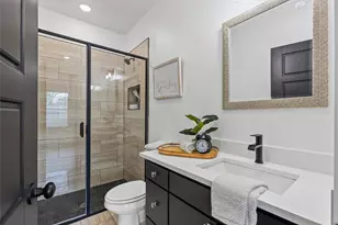 1900 Rosemary St, Greenville, TX 75401 - Photo 33