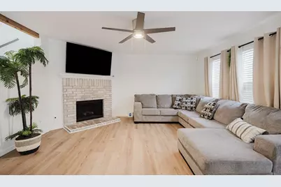 7935 Faithful Trail, Dallas, TX 75237 - Photo 11