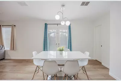 7935 Faithful Trail, Dallas, TX 75237 - Photo 15