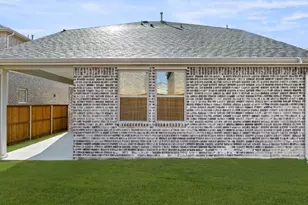 14149 Gallatin St, Pilot Point, TX 76258 - Photo 5