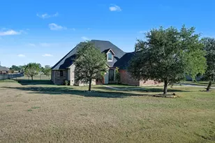109 Silver Rose Blvd, Burleson, TX 76028 - Photo 27