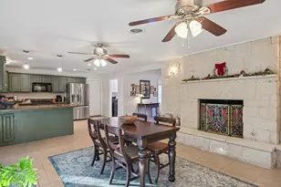 1202 Hopkins Dr, Denton, TX 76205 - Photo 11