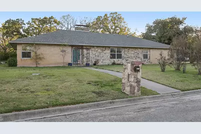 1202 Hopkins Drive, Denton, TX 76205 - Photo 1