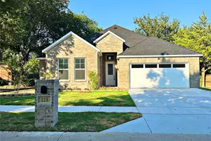 123 Bradshaw, Waxahachie, TX 75165 - Photo 1