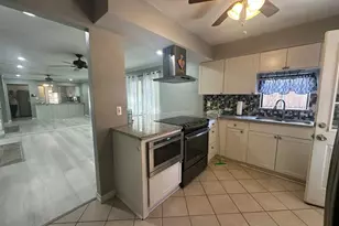 13701 Brookgreen Cir, Dallas, TX 75240 - Photo 21