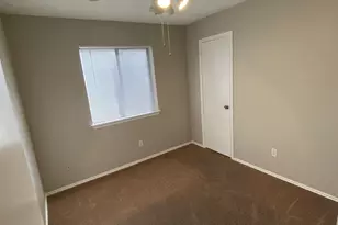 117 Stony Creek Dr, Euless, TX 76039 - Photo 11