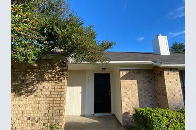 117 Stony Creek Drive, Euless, TX 76039 - Photo 1