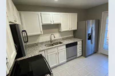 117 Stony Creek Drive, Euless, TX 76039 - Photo 5