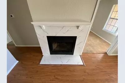 117 Stony Creek Drive, Euless, TX 76039 - Photo 3