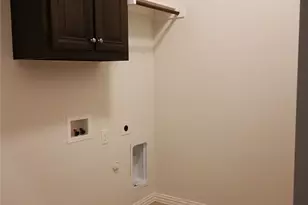 2019 San Marino Ln, Lewisville, TX 75077 - Photo 11