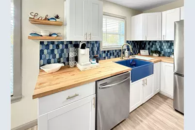 6601 Six J Court, Granbury, TX 76049 - Photo 11