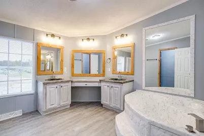 11609 Hardwood Court, Fort Worth, TX 76135 - Photo 27