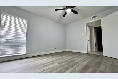 5616 Boca Raton Boulevard #238, Fort Worth, TX 76112 - Photo 5
