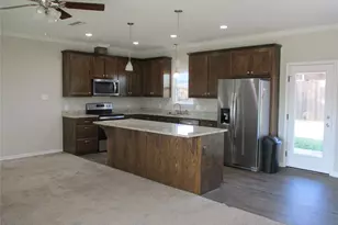 207 Mill St, Emory, TX 75440 - Photo 11