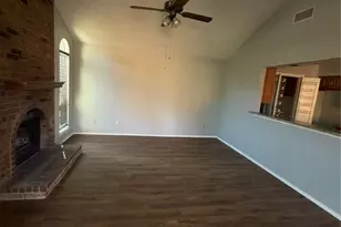 2828 Springhaven Ct, Bedford, TX 76021 - Photo 9